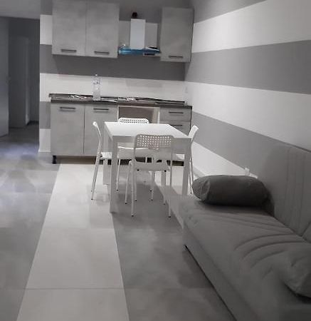 Homedil Palermo Bagian luar foto