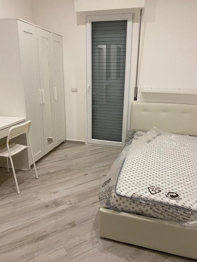 Homedil Palermo Bagian luar foto