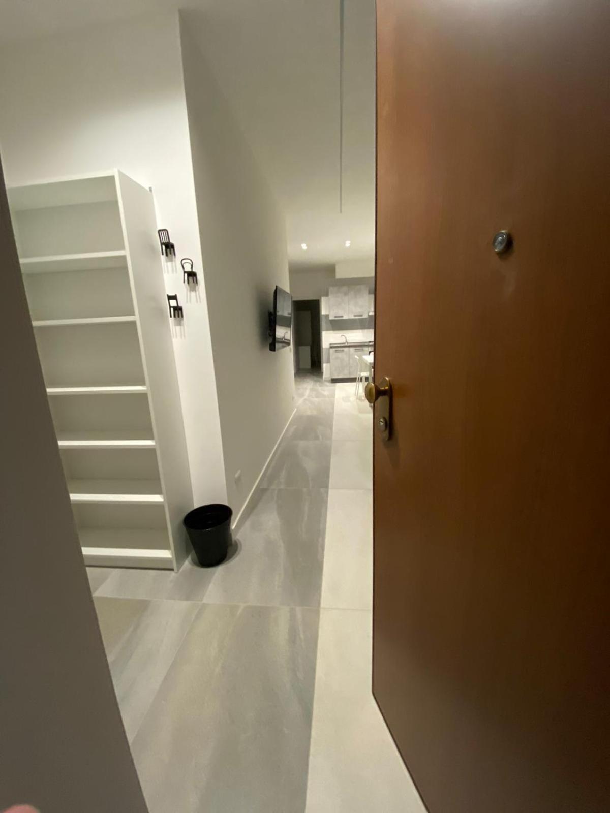 Homedil Palermo Bagian luar foto
